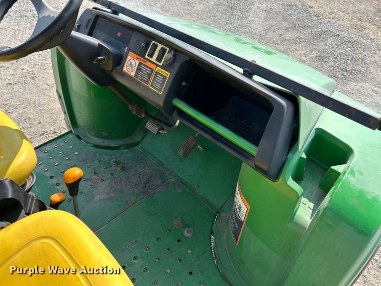 image for item NL9632 2008 John Deere Gator TS  utility vehicle