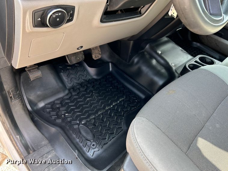 image for item NL9634 2015 Ford F150 XL SuperCab pickup truck