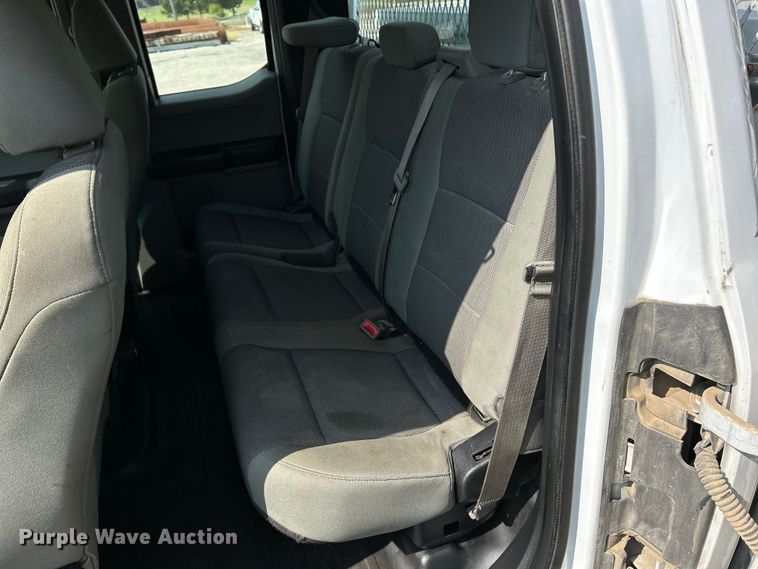 image for item NL9634 2015 Ford F150 XL SuperCab pickup truck