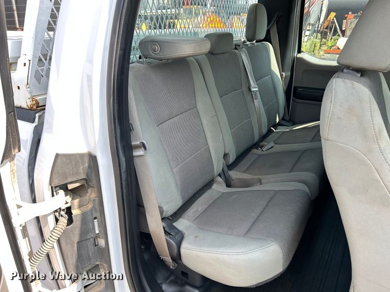 image for item NL9634 2015 Ford F150 XL SuperCab pickup truck