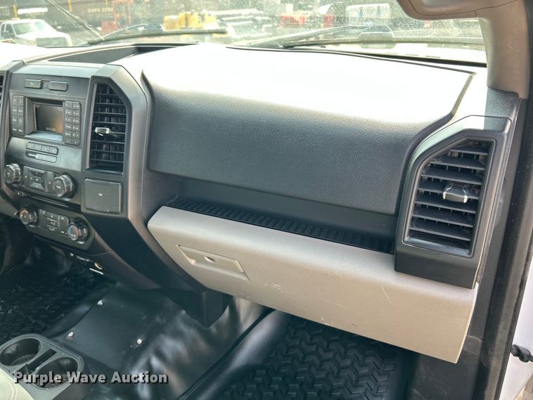 image for item NL9634 2015 Ford F150 XL SuperCab pickup truck