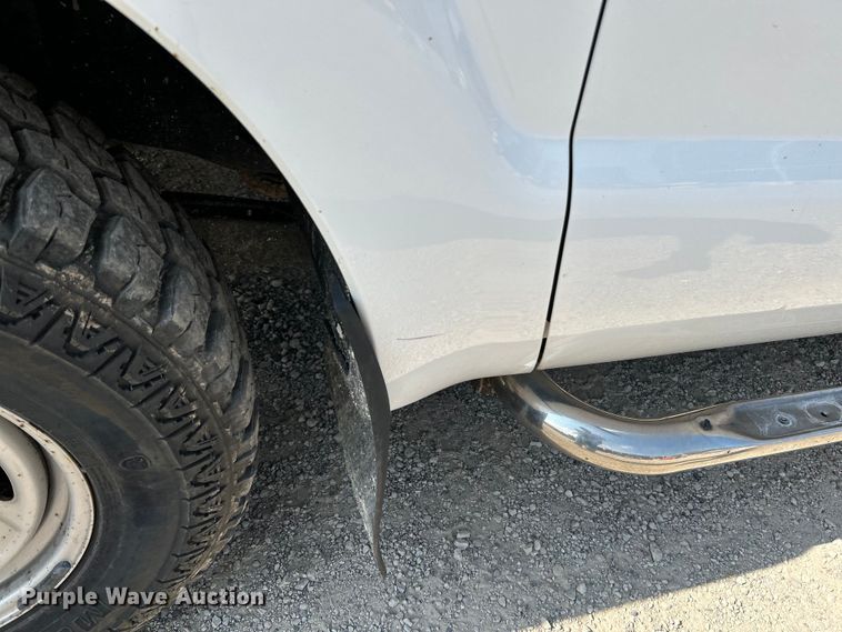 image for item NL9635 2011 Ford F250 Super Duty XL  SuperCab pickup truck