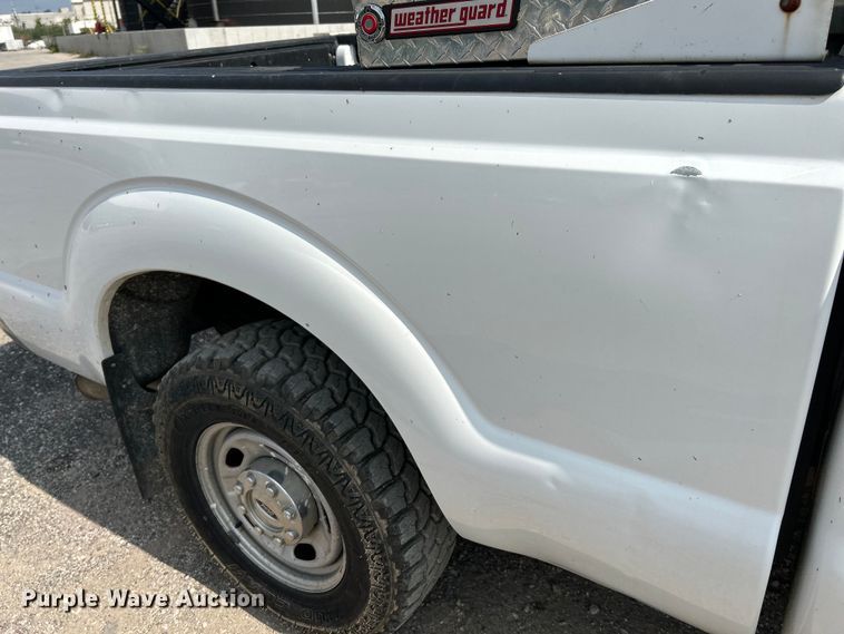 image for item NL9635 2011 Ford F250 Super Duty XL  SuperCab pickup truck