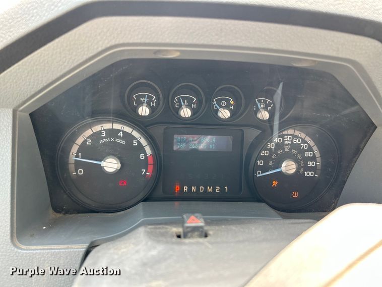 image for item NL9635 2011 Ford F250 Super Duty XL  SuperCab pickup truck