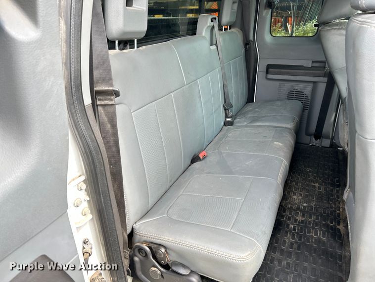 image for item NL9635 2011 Ford F250 Super Duty XL  SuperCab pickup truck