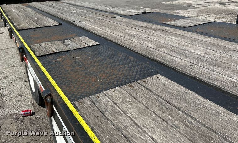 image for item NL9642 2016 Interstate 40DLA  equipment trailer