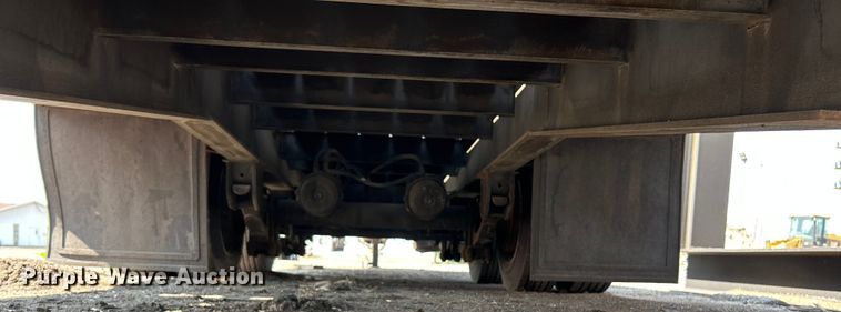 image for item NL9642 2016 Interstate 40DLA  equipment trailer