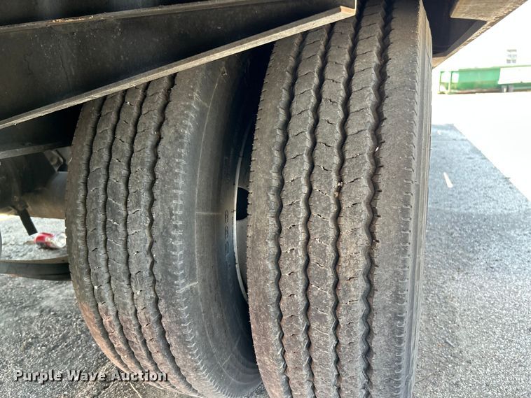 image for item NL9642 2016 Interstate 40DLA  equipment trailer