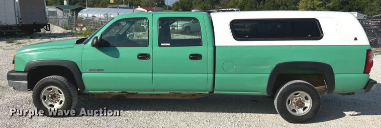 image for item NL9644 2006 Chevrolet Silverado 2500HD  Crew Cab pickup truck