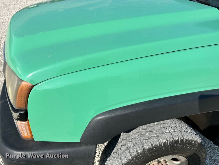 image for item NL9644 2006 Chevrolet Silverado 2500HD  Crew Cab pickup truck