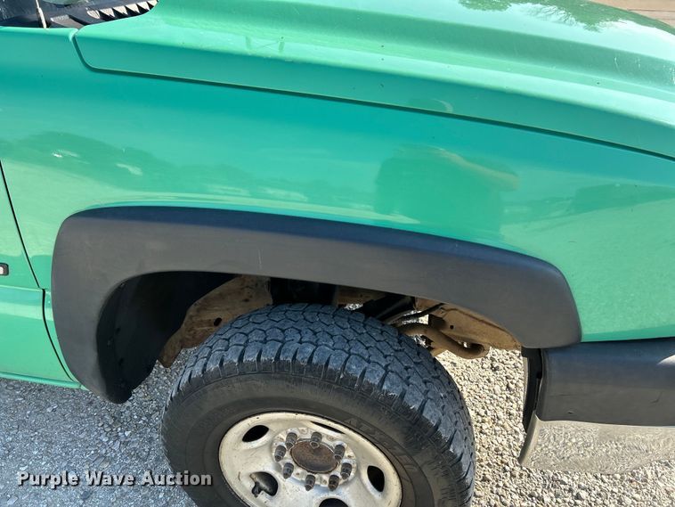 image for item NL9644 2006 Chevrolet Silverado 2500HD  Crew Cab pickup truck