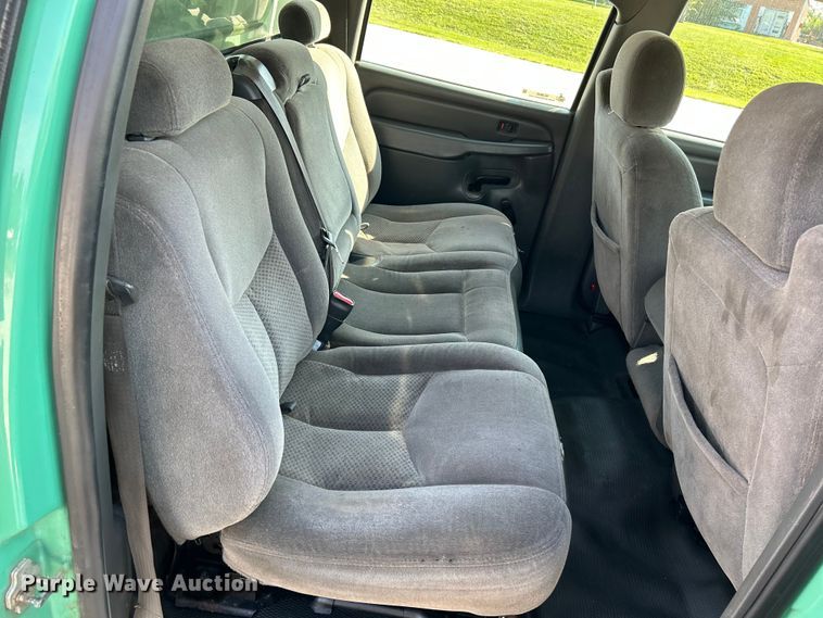 image for item NL9644 2006 Chevrolet Silverado 2500HD  Crew Cab pickup truck