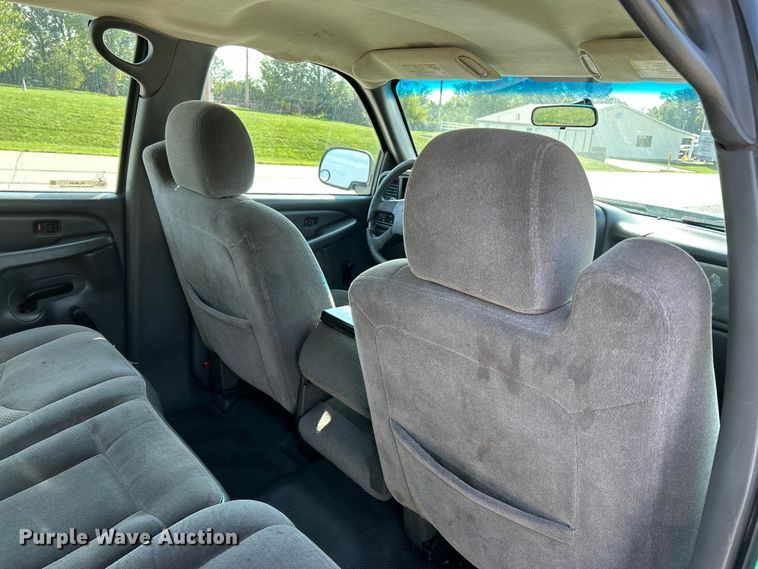 image for item NL9644 2006 Chevrolet Silverado 2500HD  Crew Cab pickup truck