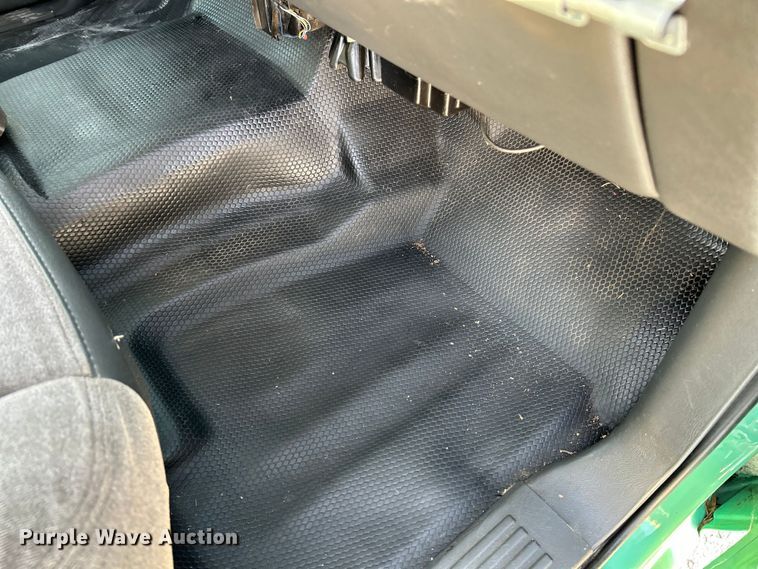 image for item NL9644 2006 Chevrolet Silverado 2500HD  Crew Cab pickup truck