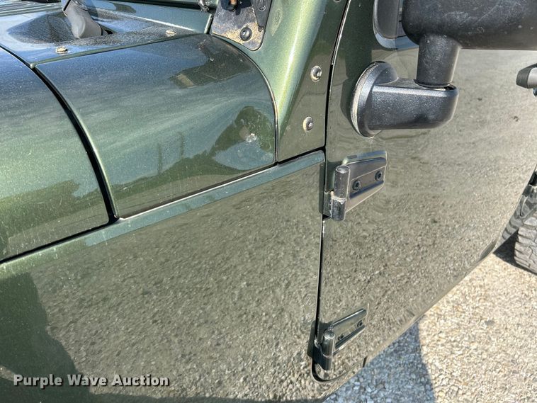 image for item NL9646 2008 Jeep Wrangler SUV