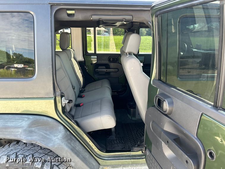 image for item NL9646 2008 Jeep Wrangler SUV