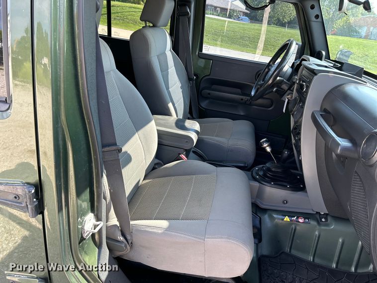 image for item NL9646 2008 Jeep Wrangler SUV