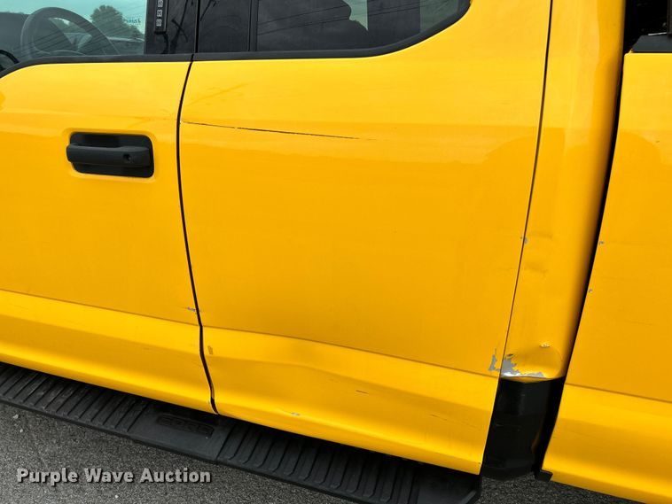 image for item NL9649 2015 Ford F150 XLT SuperCab pickup truck