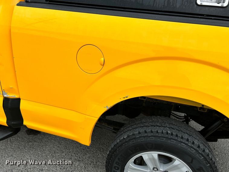 image for item NL9649 2015 Ford F150 XLT SuperCab pickup truck