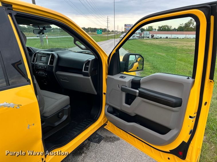 image for item NL9649 2015 Ford F150 XLT SuperCab pickup truck