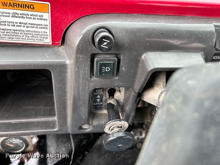 image for item NL9652 2007 Kawasaki  Mule 3000 utility vehicle