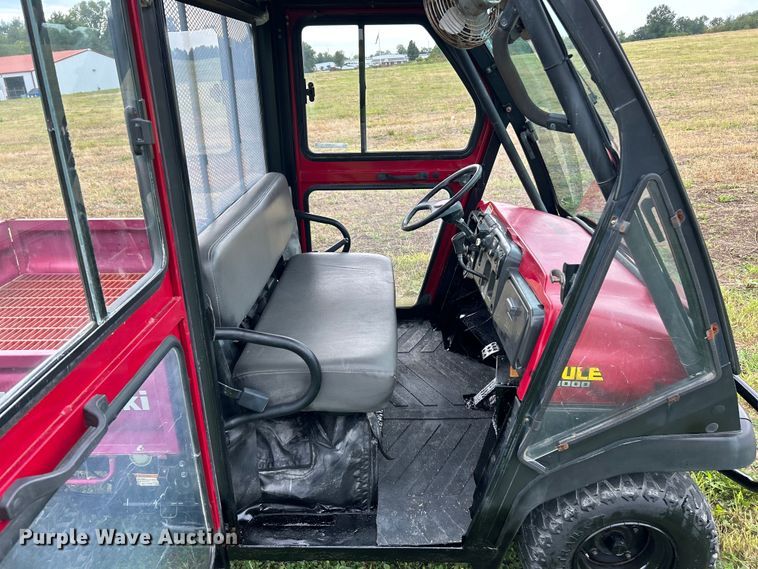 image for item NL9652 2007 Kawasaki  Mule 3000 utility vehicle