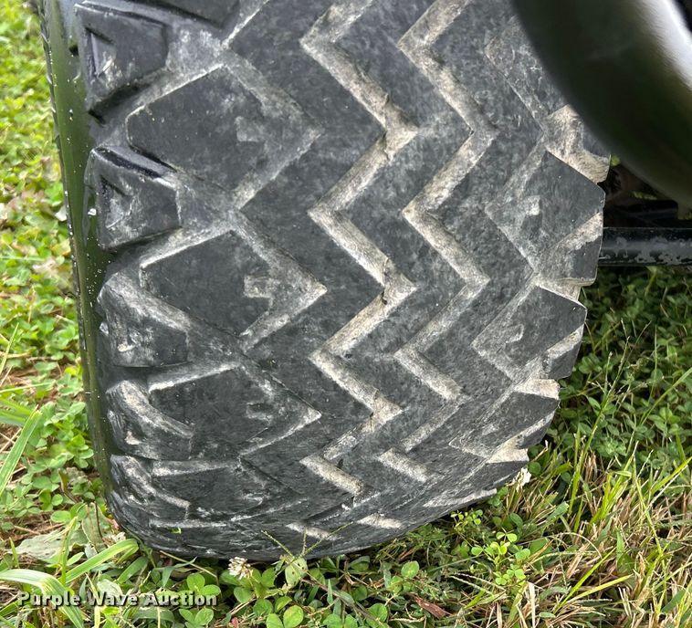 image for item NL9652 2007 Kawasaki  Mule 3000 utility vehicle