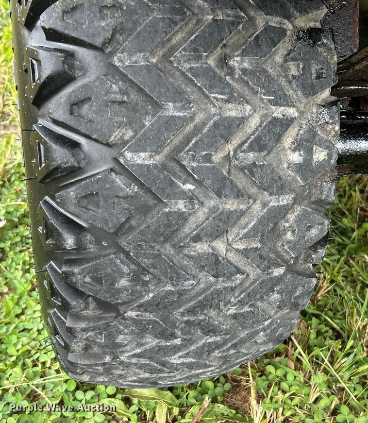 image for item NL9652 2007 Kawasaki  Mule 3000 utility vehicle