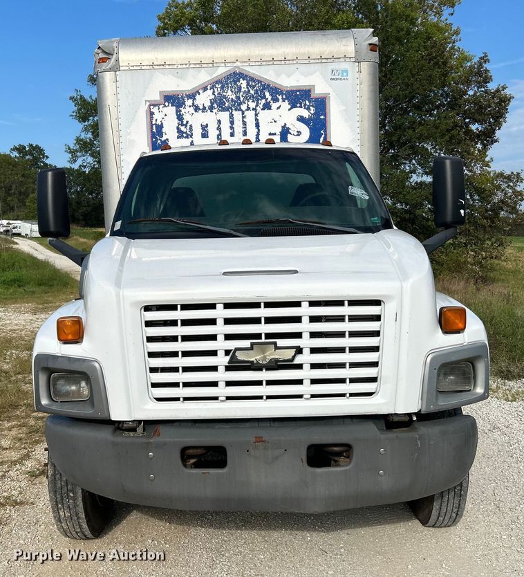 image for item NL9656 2004 Chevrolet C6500 box truck