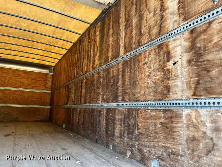 image for item NL9656 2004 Chevrolet C6500 box truck