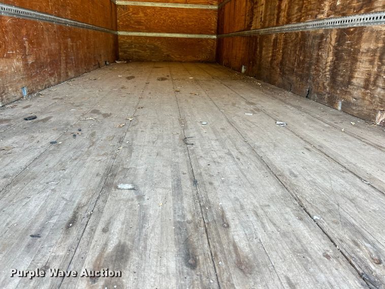 image for item NL9656 2004 Chevrolet C6500 box truck