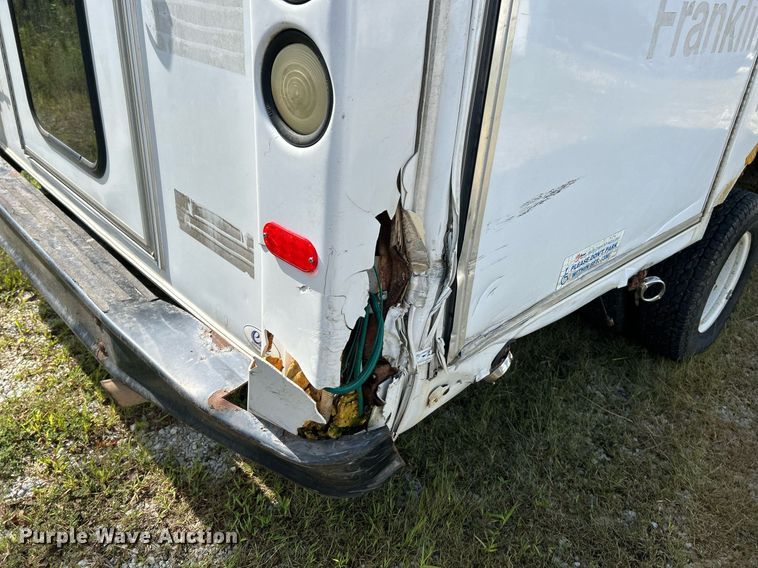 image for item NL9658 2010 Ford E450 shuttle bus