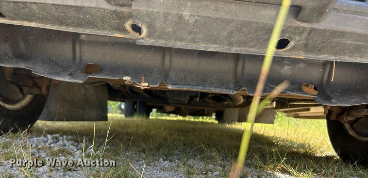 image for item NL9658 2010 Ford E450 shuttle bus