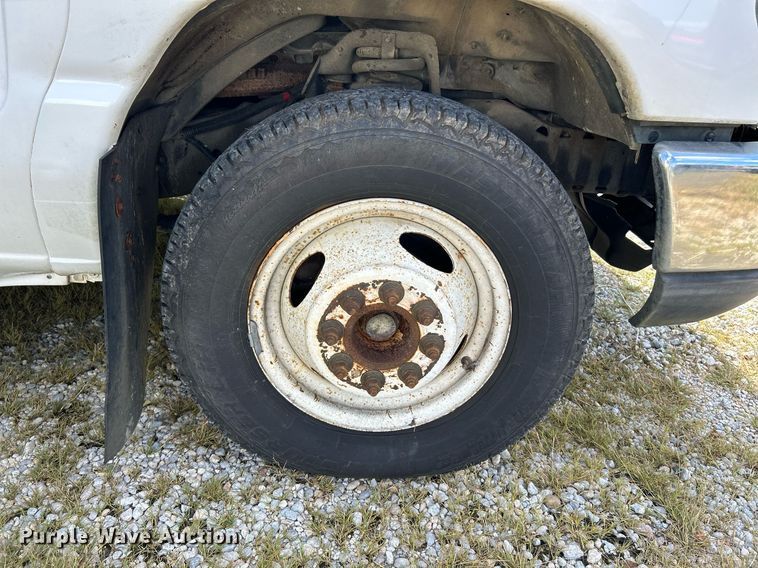 image for item NL9658 2010 Ford E450 shuttle bus