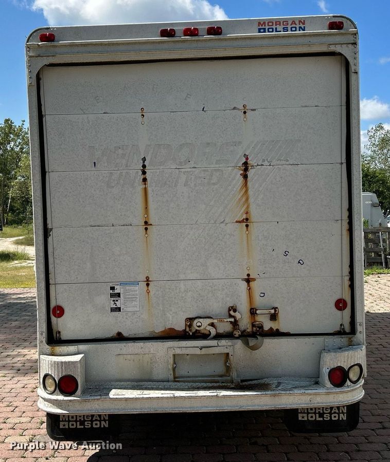 image for item NL9659 2005 Workhorse P42 delivery van