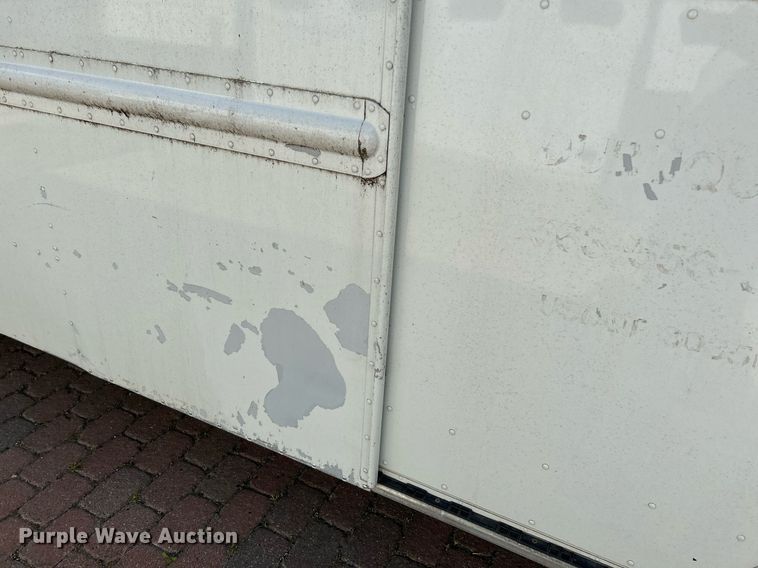 image for item NL9659 2005 Workhorse P42 delivery van