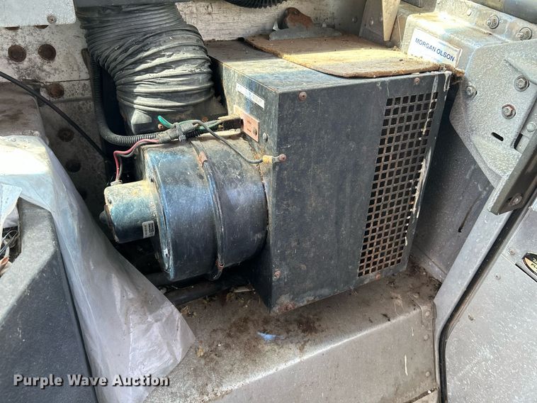 image for item NL9659 2005 Workhorse P42 delivery van