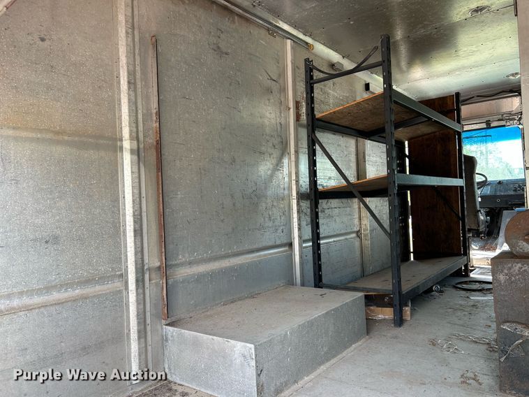 image for item NL9659 2005 Workhorse P42 delivery van