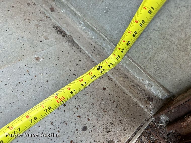 image for item NL9659 2005 Workhorse P42 delivery van