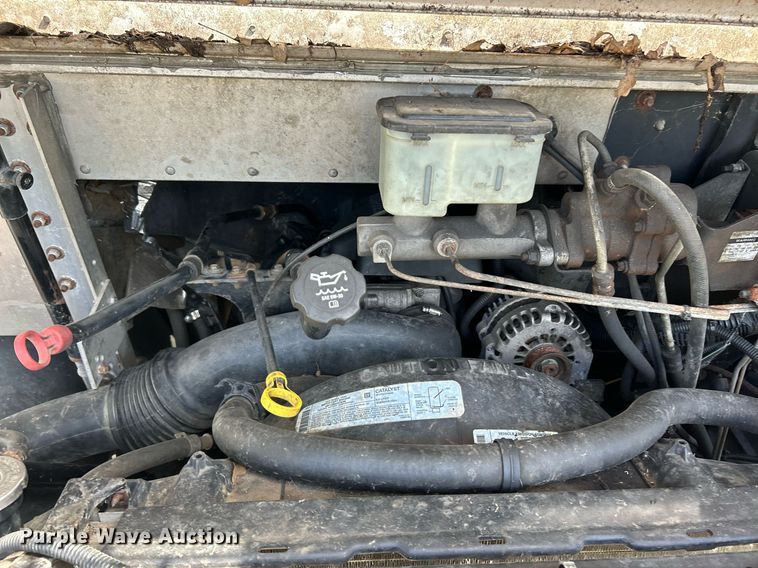 image for item NL9659 2005 Workhorse P42 delivery van