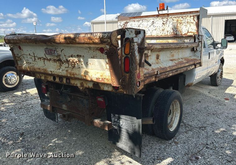 image for item NL9660 2003 Ford F450 Super Duty XL Crew Cab dump truck
