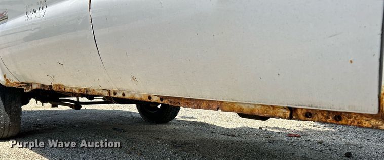 image for item NL9660 2003 Ford F450 Super Duty XL Crew Cab dump truck