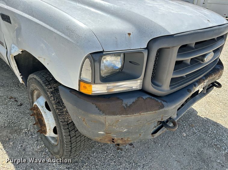 image for item NL9660 2003 Ford F450 Super Duty XL Crew Cab dump truck