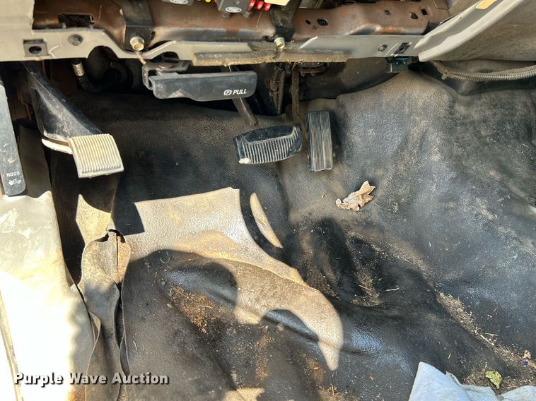 image for item NL9660 2003 Ford F450 Super Duty XL Crew Cab dump truck