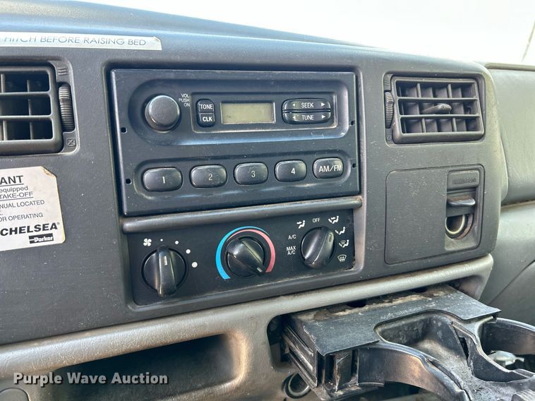 image for item NL9660 2003 Ford F450 Super Duty XL Crew Cab dump truck