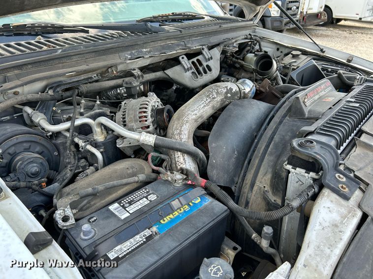 image for item NL9660 2003 Ford F450 Super Duty XL Crew Cab dump truck