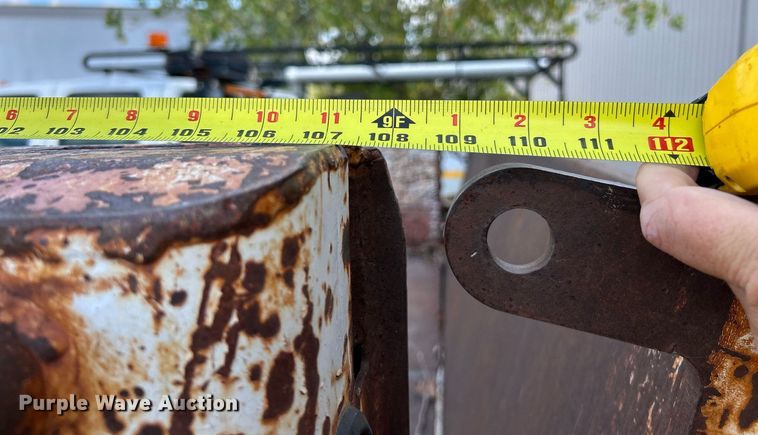 image for item NL9660 2003 Ford F450 Super Duty XL Crew Cab dump truck