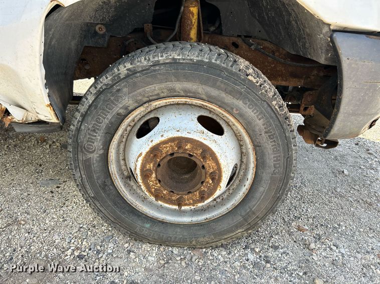 image for item NL9660 2003 Ford F450 Super Duty XL Crew Cab dump truck