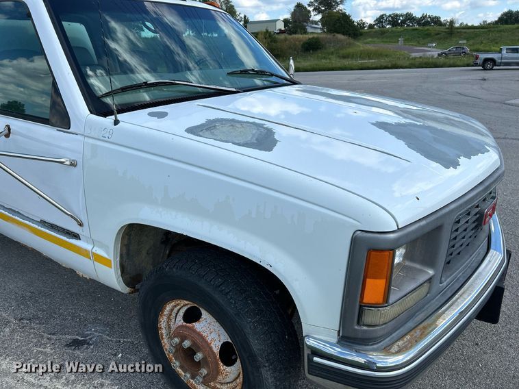 image for item NL9662 1997 GMC Sierra 3500 Crew Cab pickup truck