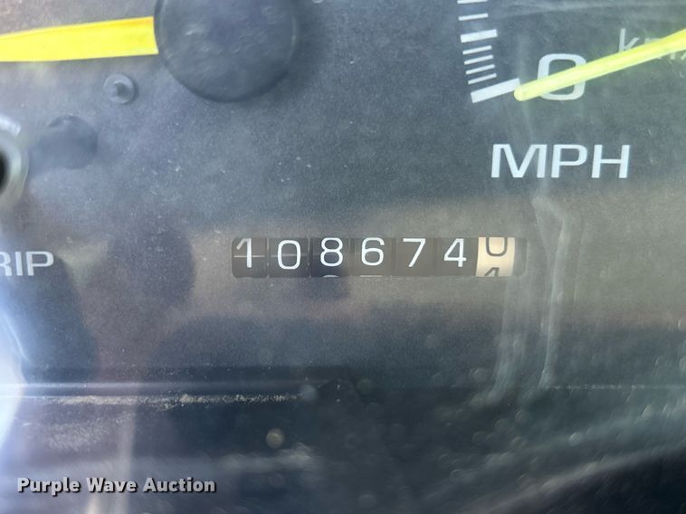 image for item NL9662 1997 GMC Sierra 3500 Crew Cab pickup truck